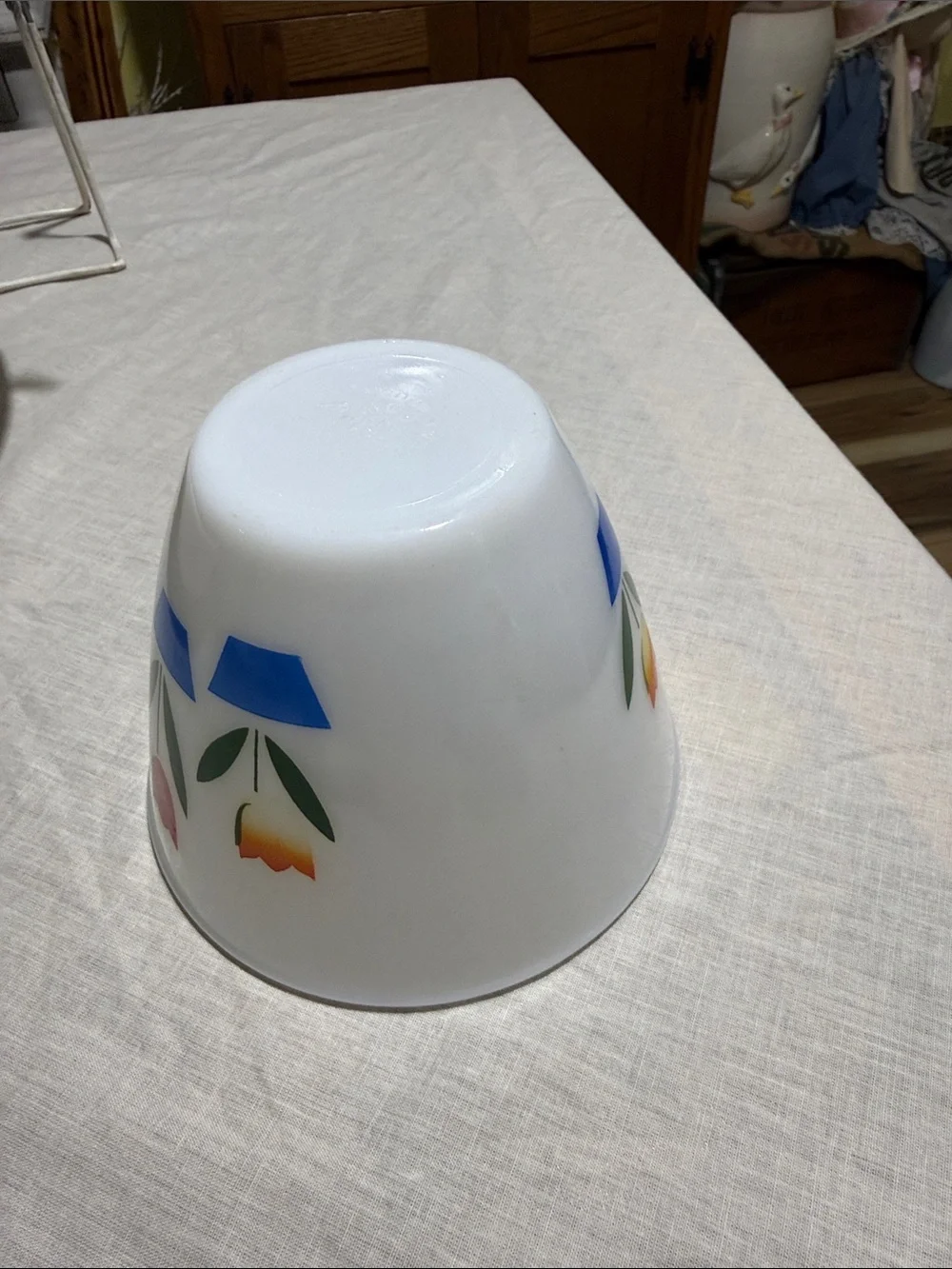 Fire king White milk glass Tulip mixing bowl grease jar